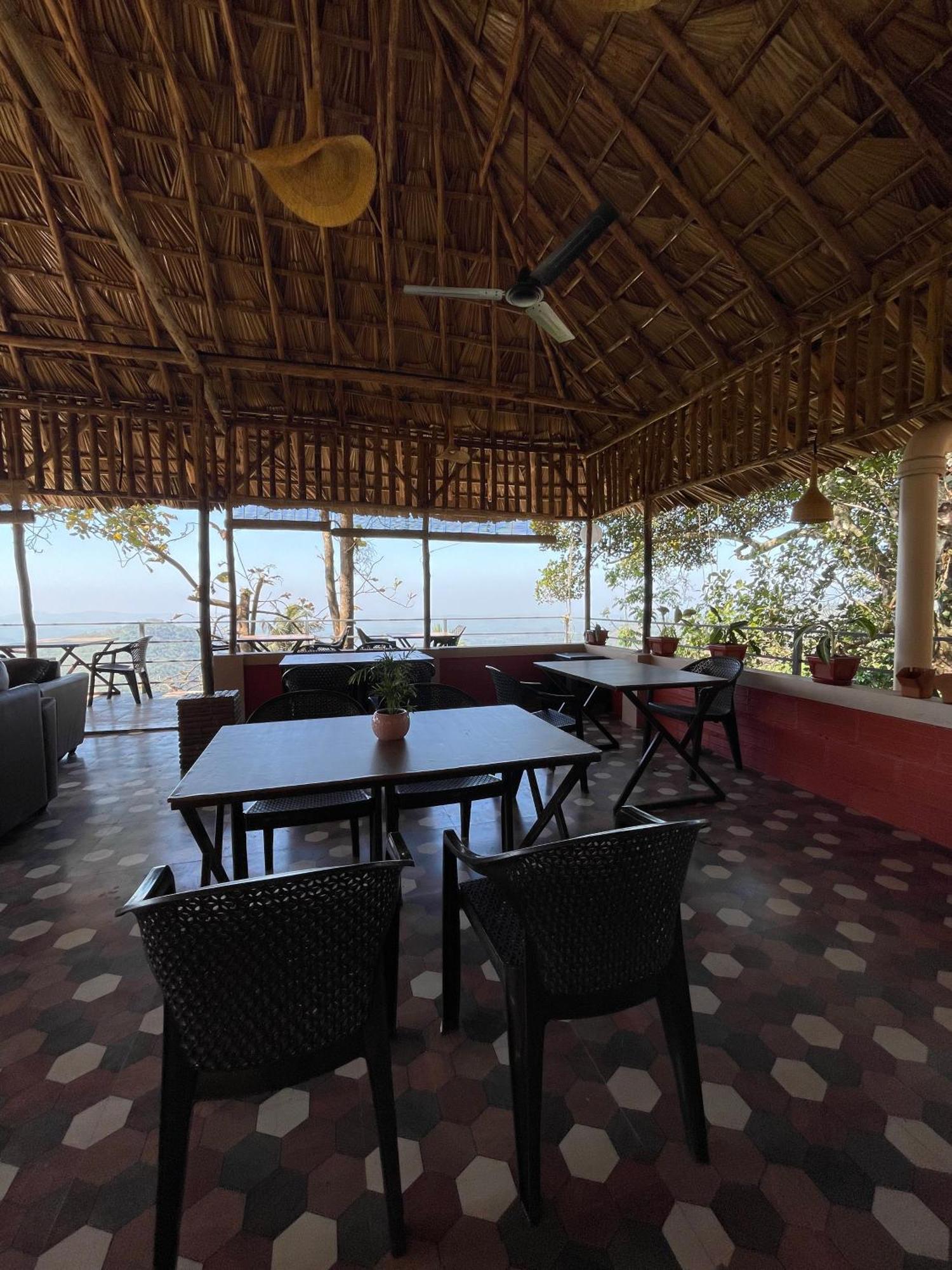 Sunset Valley Kerala Pool Resort - Monsoon Forest Cottage Stay In Idukki With Private Waterfalls, Natural Streams & Breathtaking Views Pīrmed Exterior foto