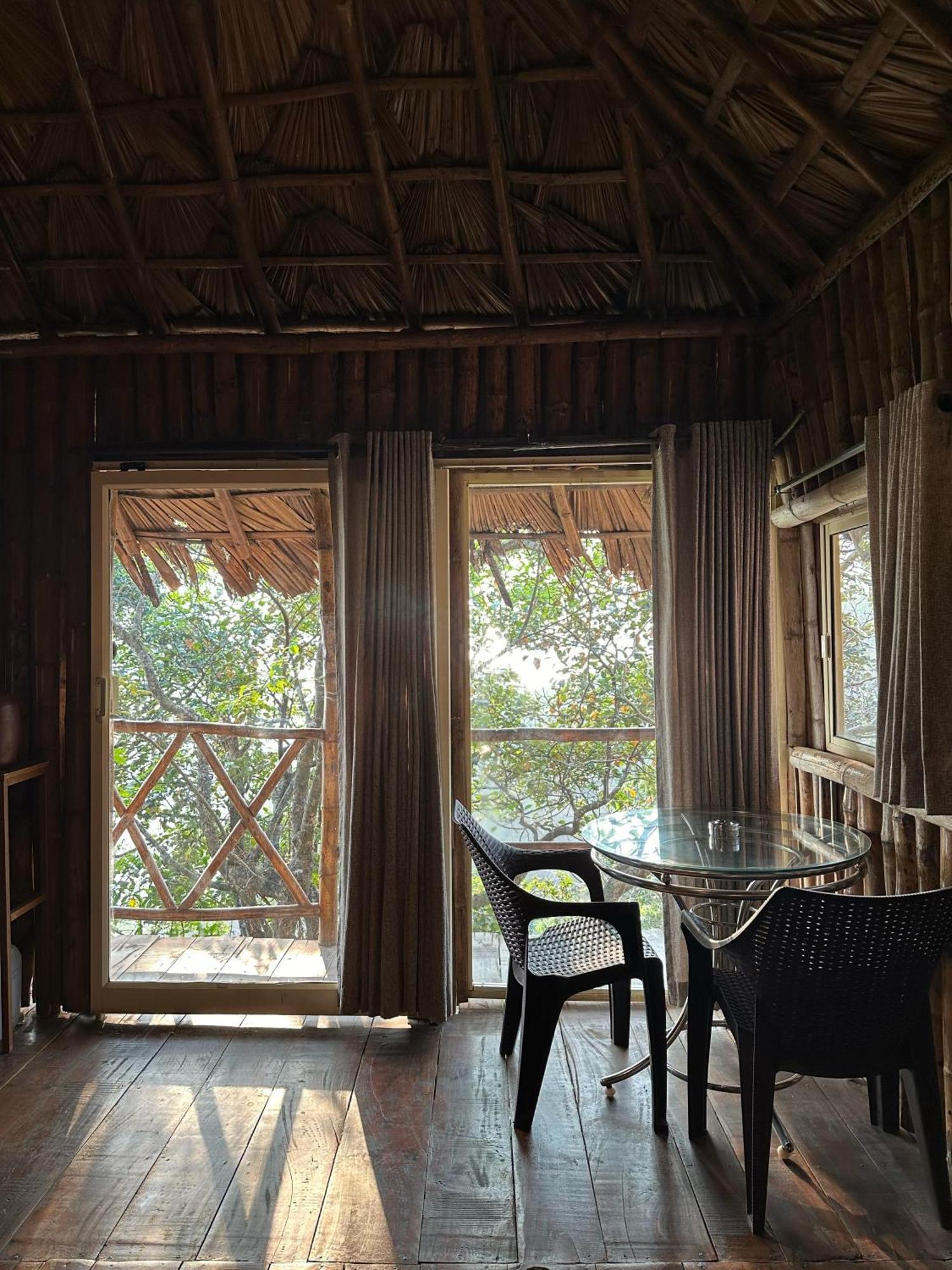 Sunset Valley Kerala Pool Resort - Monsoon Forest Cottage Stay In Idukki With Private Waterfalls, Natural Streams & Breathtaking Views Pīrmed Exterior foto