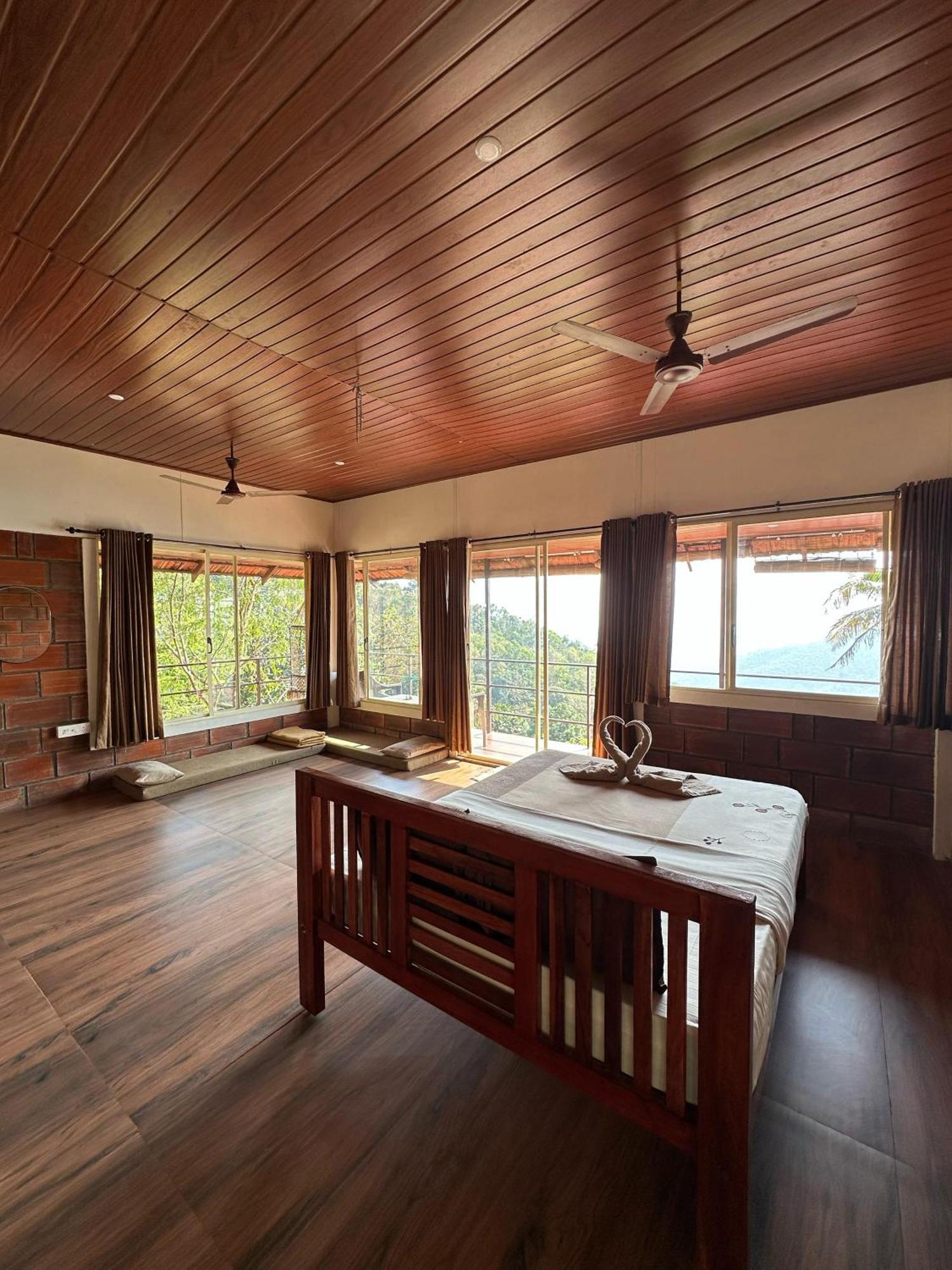 Sunset Valley Kerala Pool Resort - Monsoon Forest Cottage Stay In Idukki With Private Waterfalls, Natural Streams & Breathtaking Views Pīrmed Exterior foto